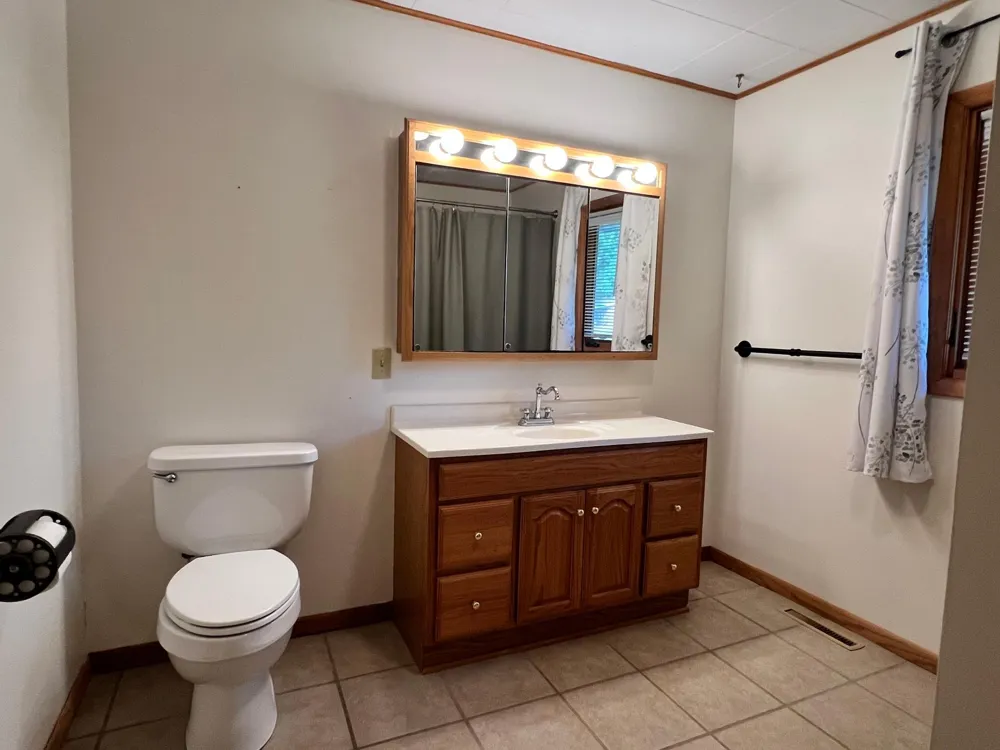 2689 and 2688 Oak Loop NW Baudette, MN 56623