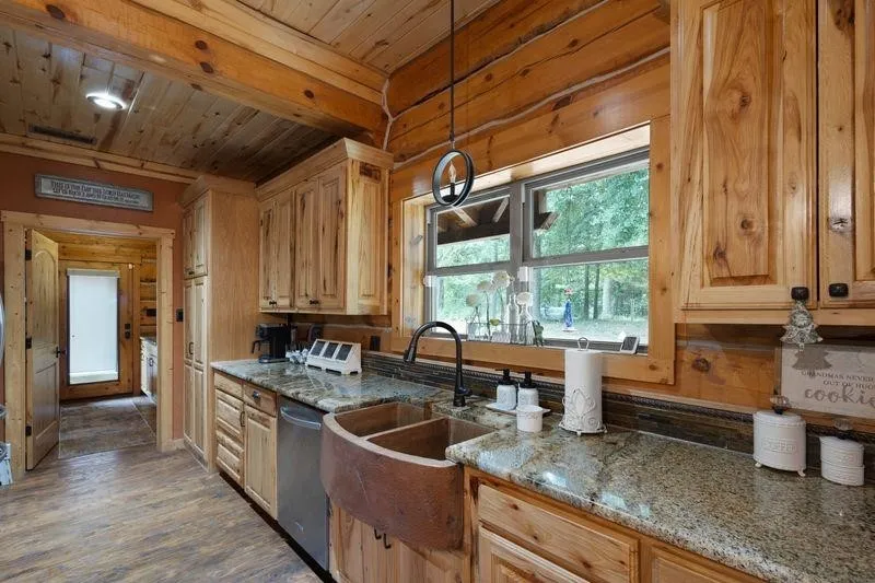 2226 Holly Road Gilmer, TX 75644
