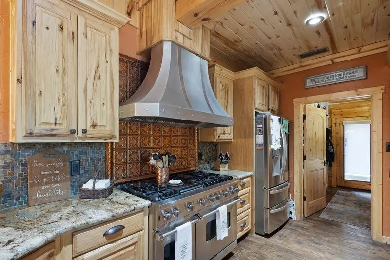 2226 Holly Road Gilmer, TX 75644