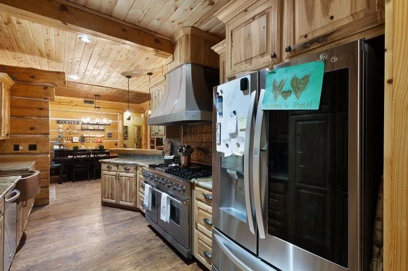 2226 Holly Road Gilmer, TX 75644