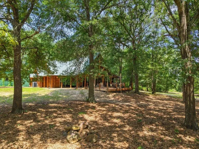 2226 Holly Road Gilmer, TX 75644