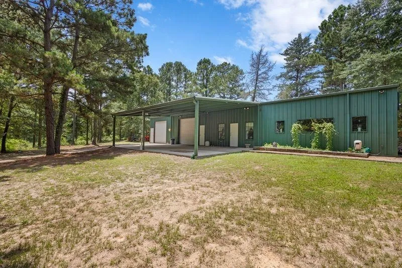 2226 Holly Road Gilmer, TX 75644