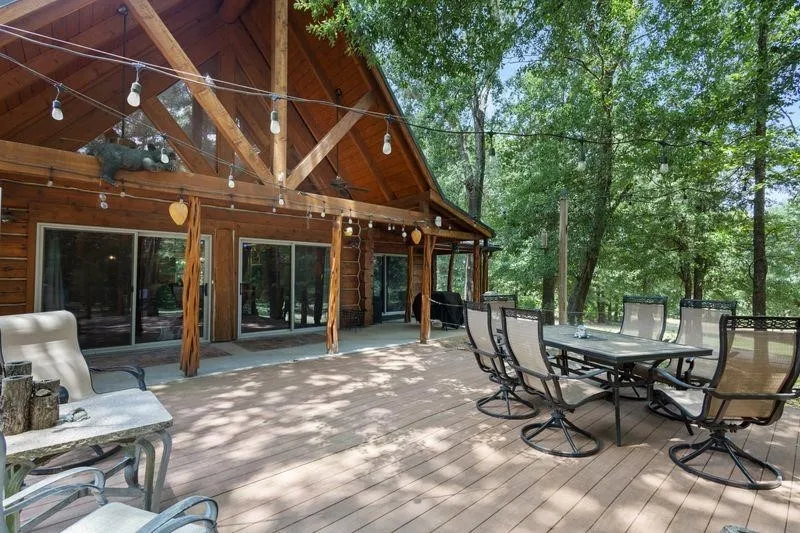 2226 Holly Road Gilmer, TX 75644