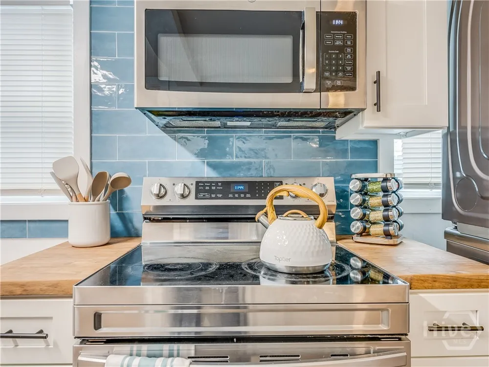 2203 Delesseps Avenue Savannah, GA 31404