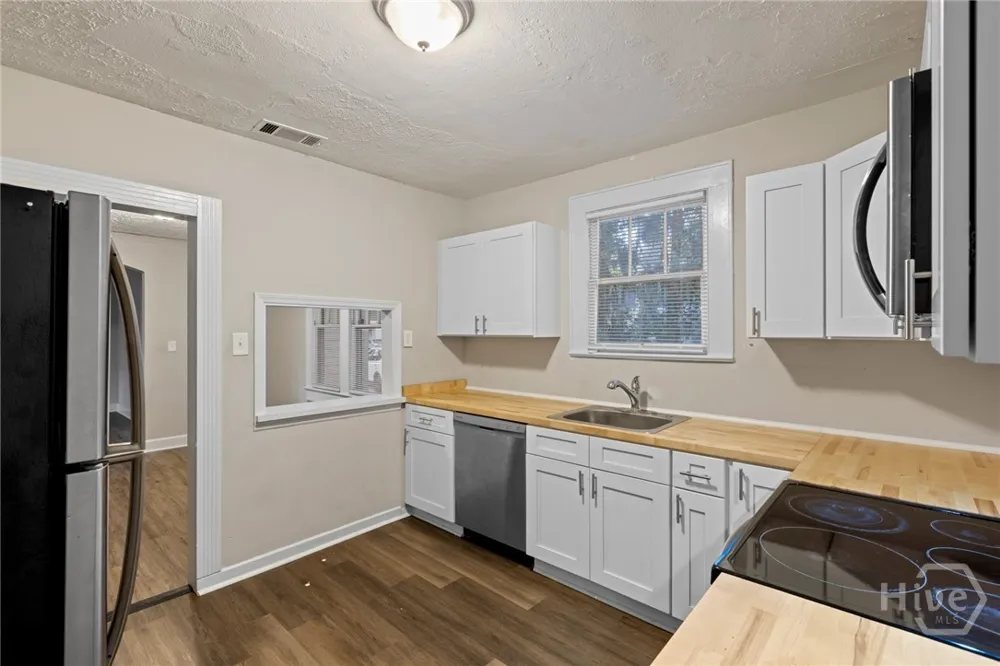 2203 Delesseps Avenue Savannah, GA 31404