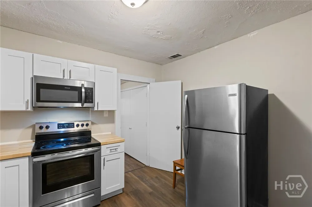 2203 Delesseps Avenue Savannah, GA 31404