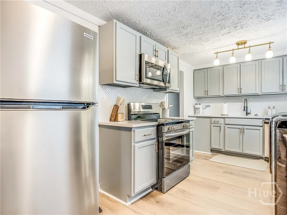 2203 Delesseps Avenue Savannah, GA 31404