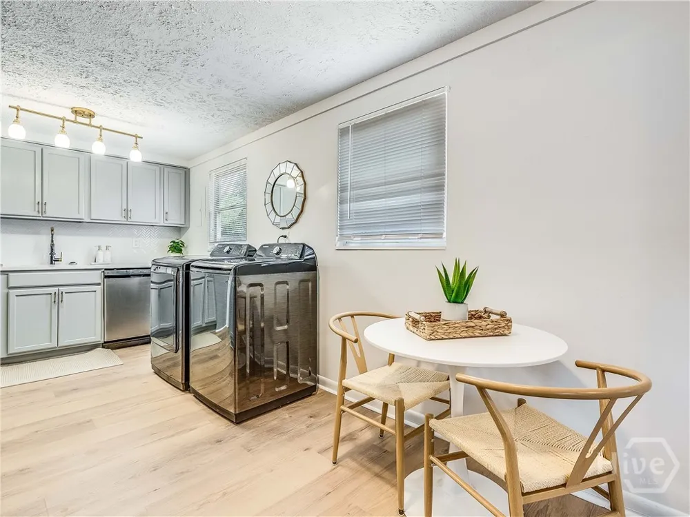 2203 Delesseps Avenue Savannah, GA 31404