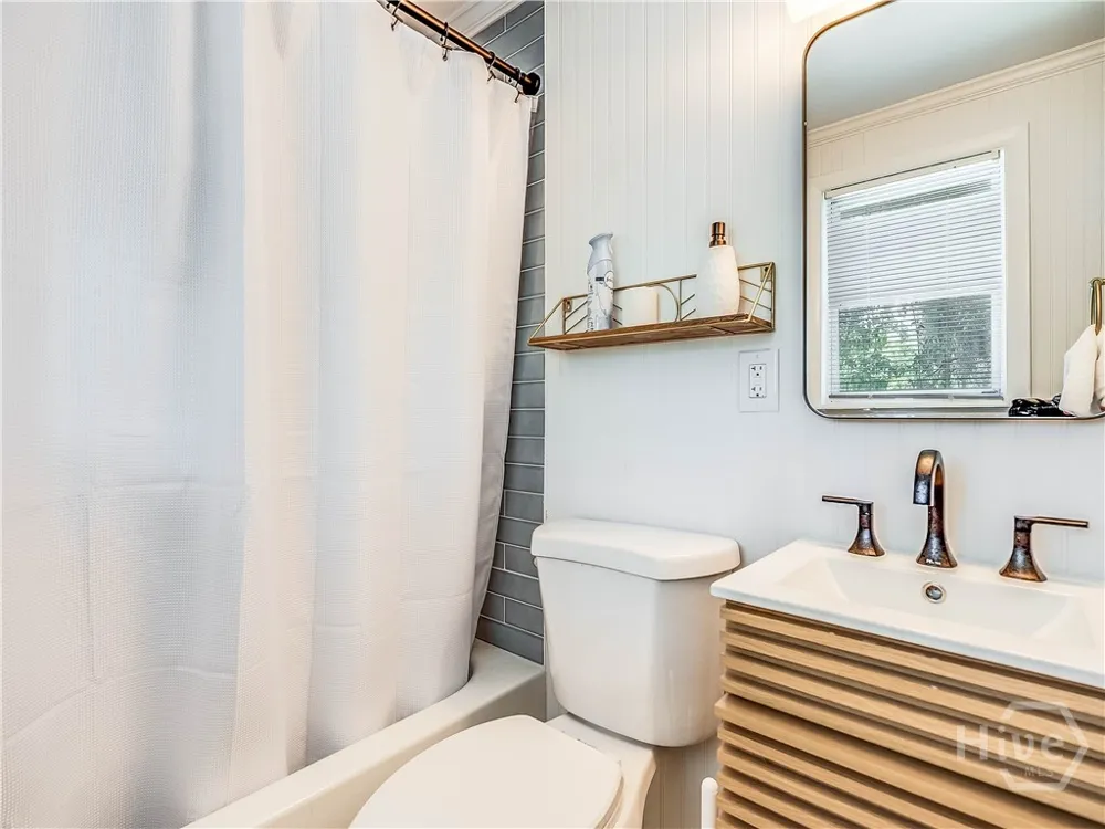 2203 Delesseps Avenue Savannah, GA 31404