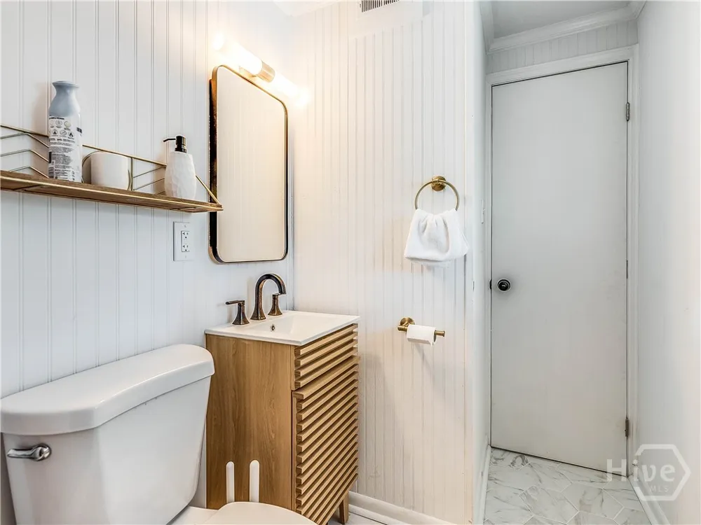 2203 Delesseps Avenue Savannah, GA 31404