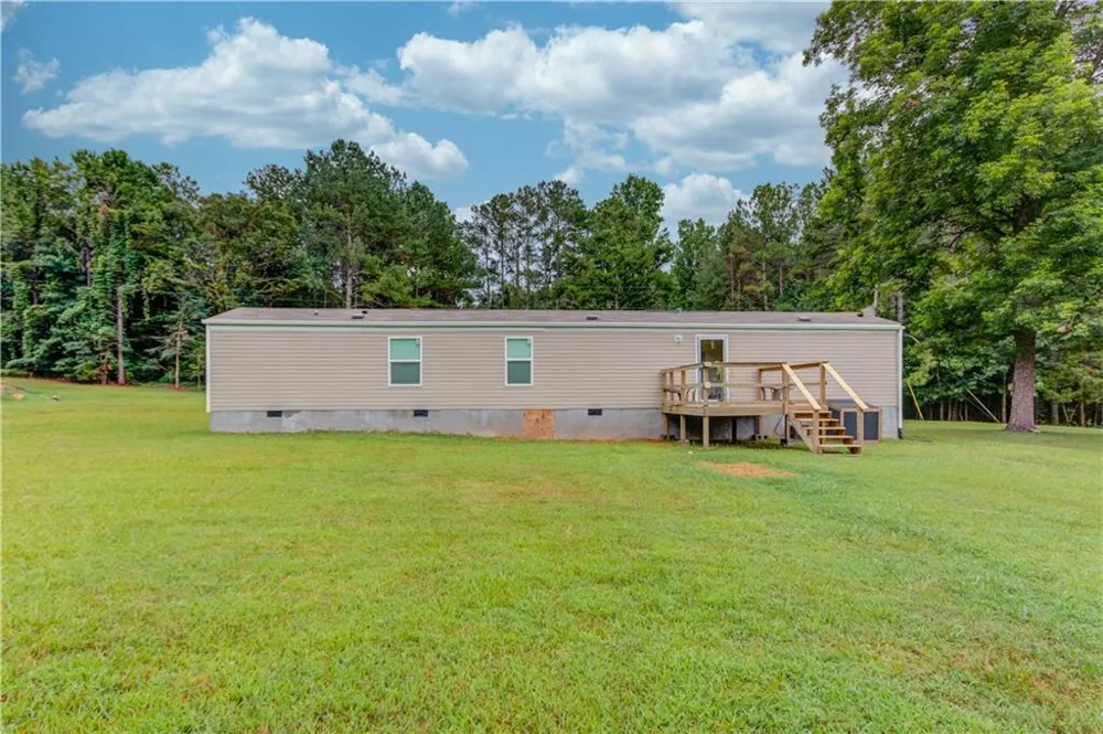492 Gumlog Creek Martin, GA 30557
