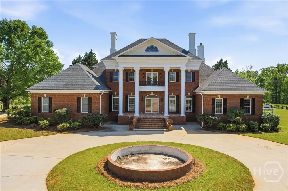 1202 Hodges Circle Mansfield, GA 30055
