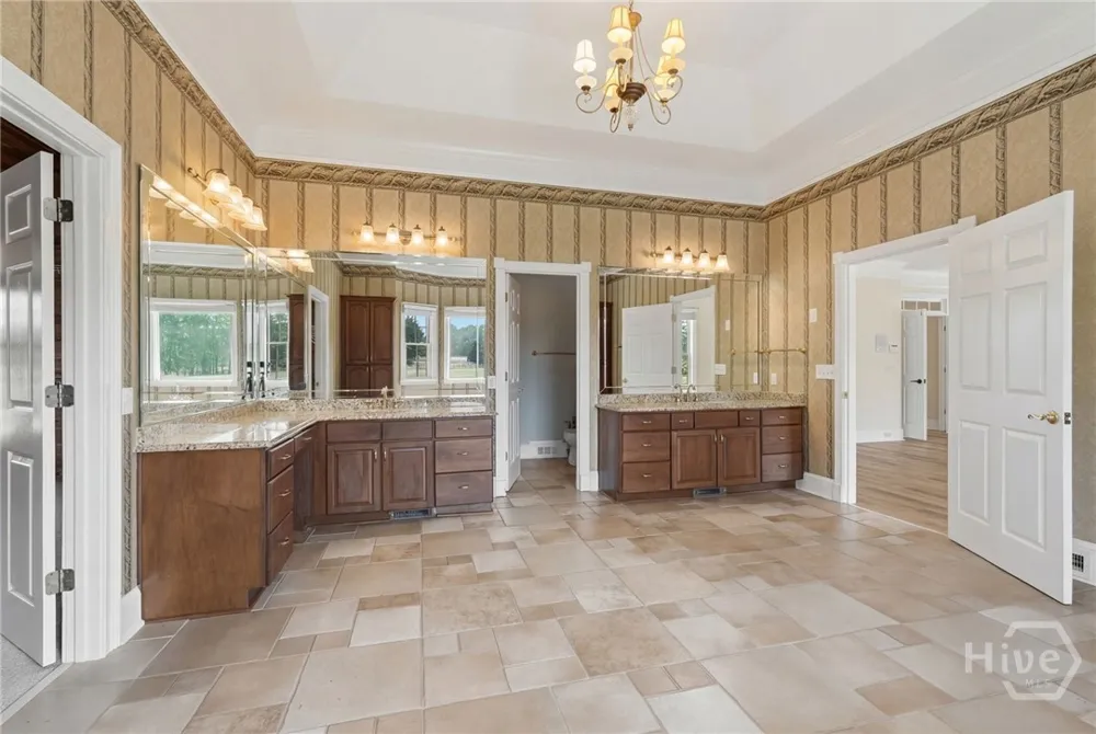 1202 Hodges Circle Mansfield, GA 30055
