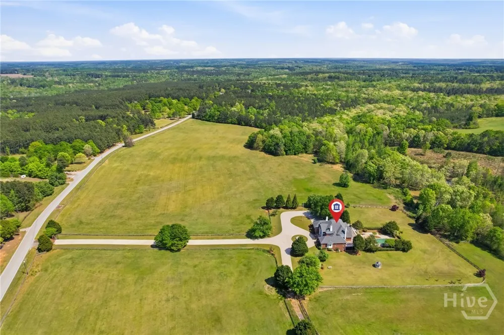 1202 Hodges Circle Mansfield, GA 30055