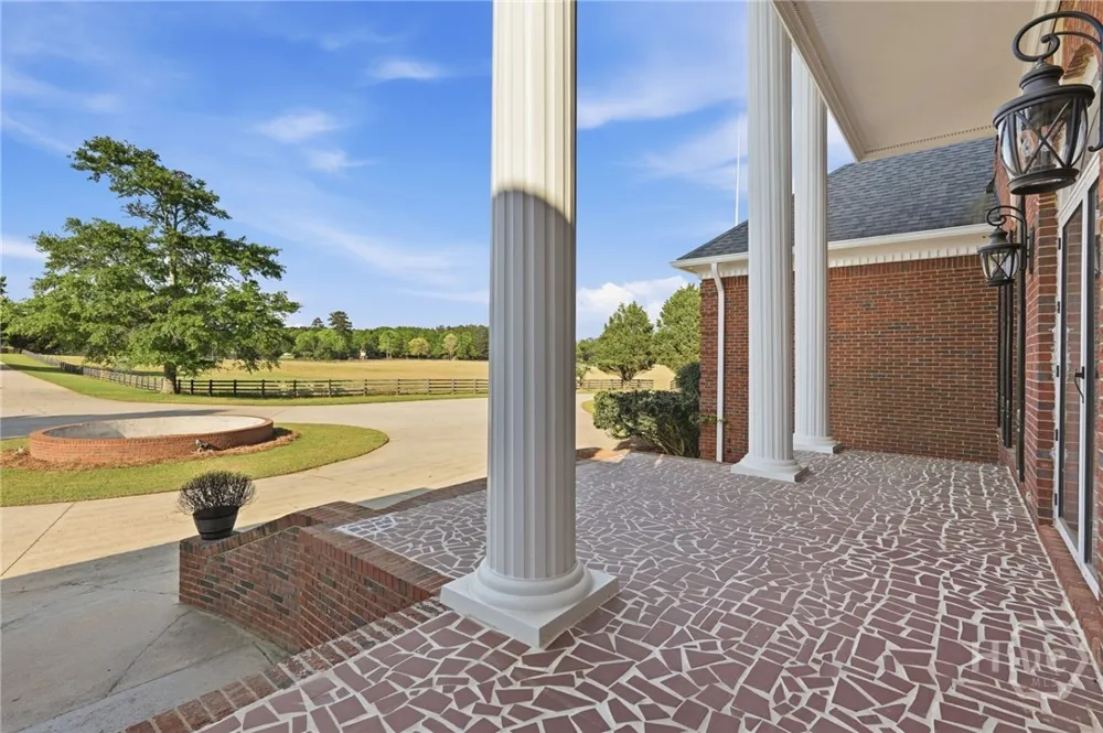 1202 Hodges Circle Mansfield, GA 30055