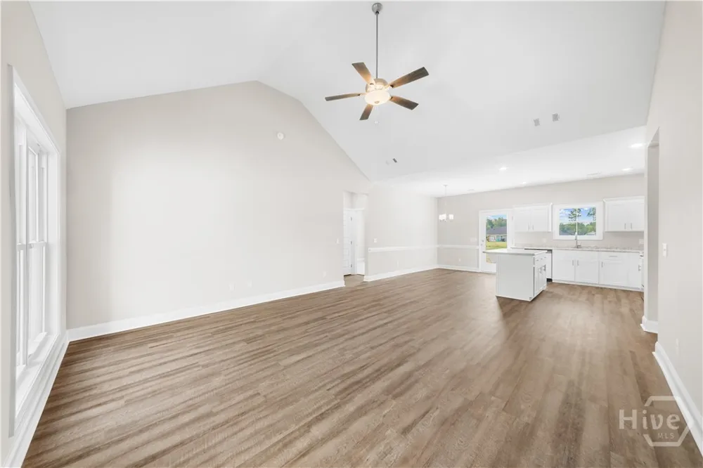 664 Belfast Loop Ellabell, GA 31308