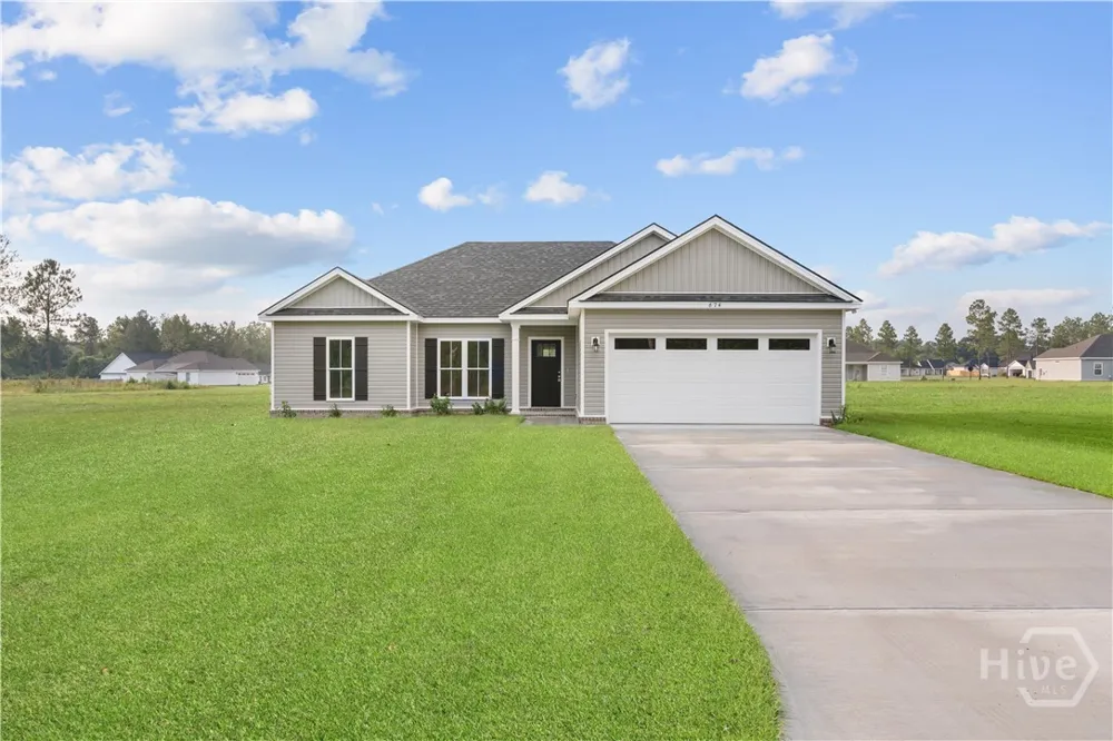 664 Belfast Loop Ellabell, GA 31308
