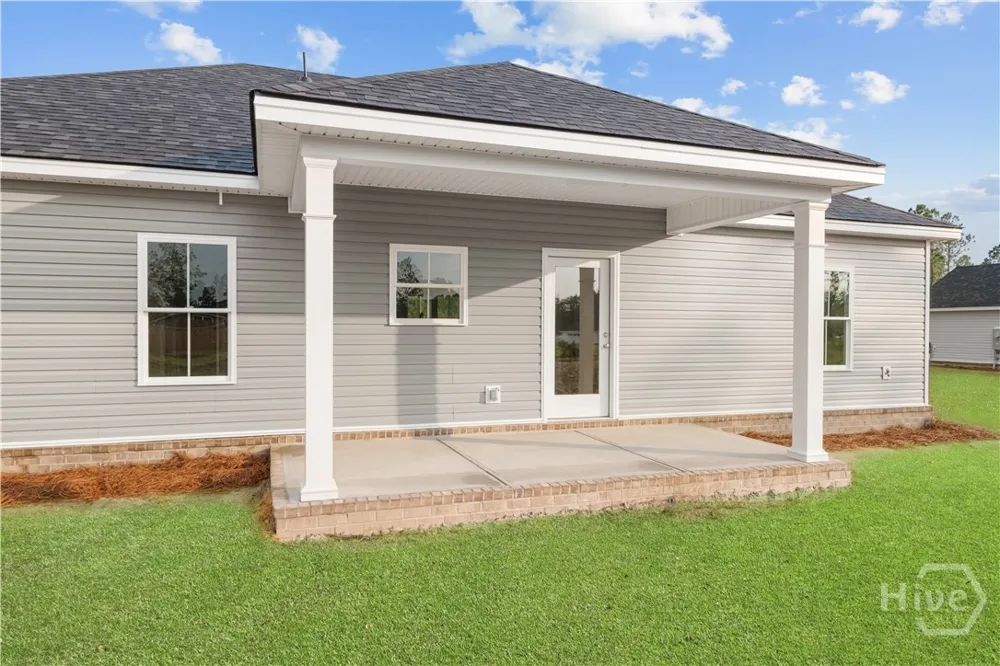 664 Belfast Loop Ellabell, GA 31308