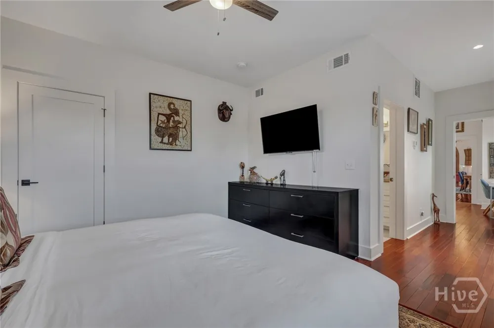 2716 Mechanics Avenue Thunderbolt, GA 31404