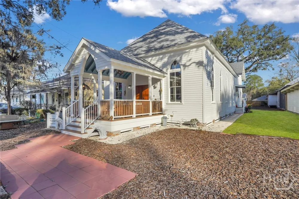 2716 Mechanics Avenue Thunderbolt, GA 31404