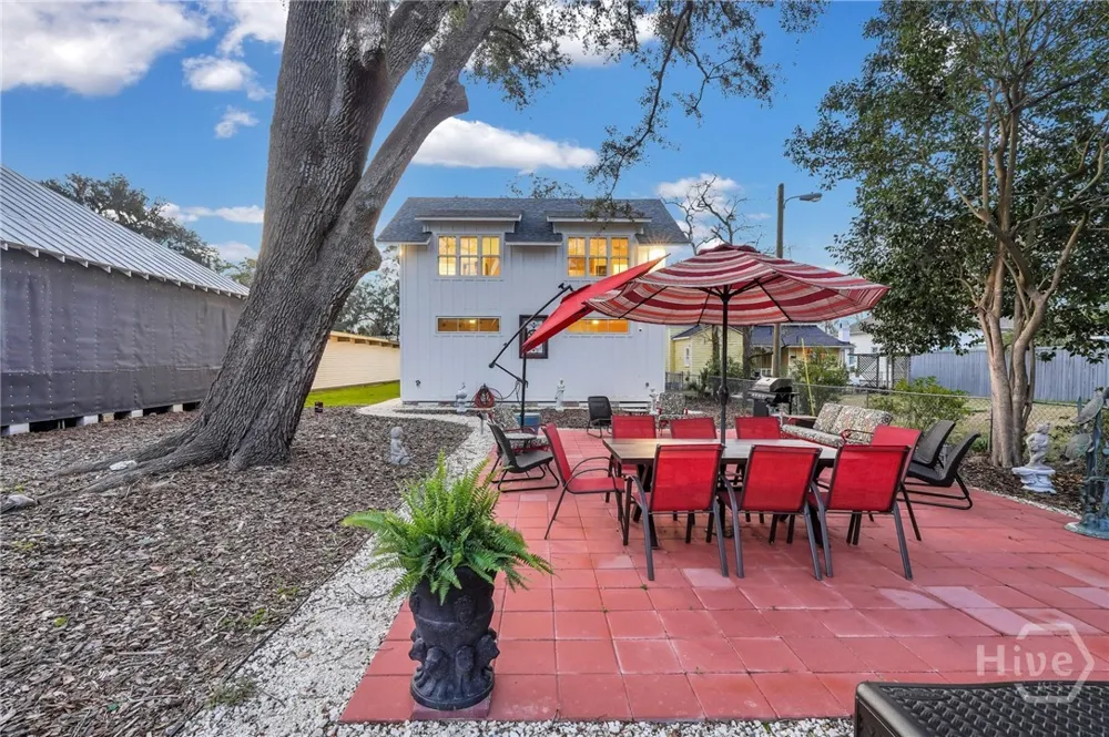 2716 Mechanics Avenue Thunderbolt, GA 31404
