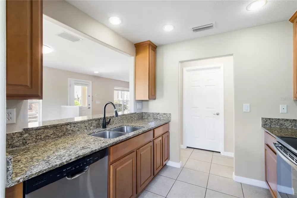 10932 BRICKSIDE COURT #10932 Riverview, FL 33579