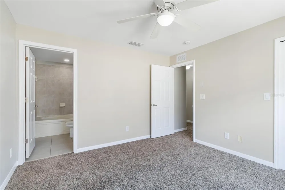 10932 BRICKSIDE COURT #10932 Riverview, FL 33579