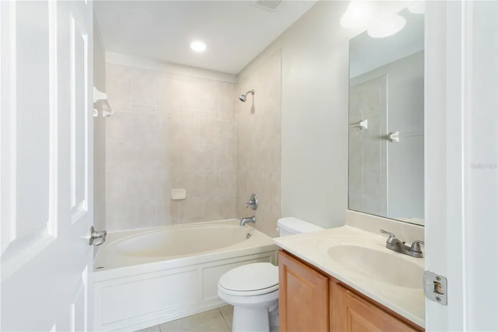 10932 BRICKSIDE COURT #10932 Riverview, FL 33579