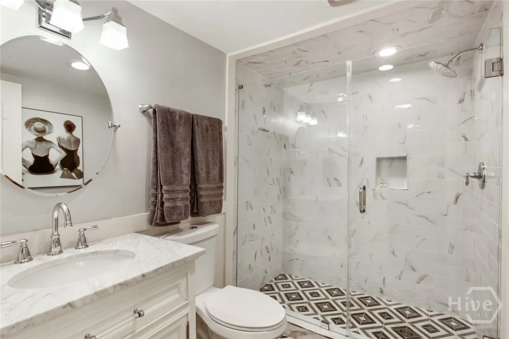 125 W Gordon Street Savannah, GA 31401