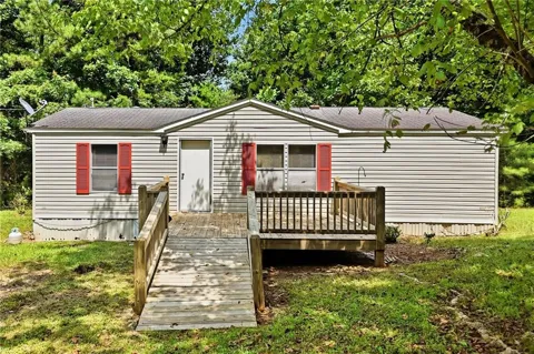 1310 Davis Road W