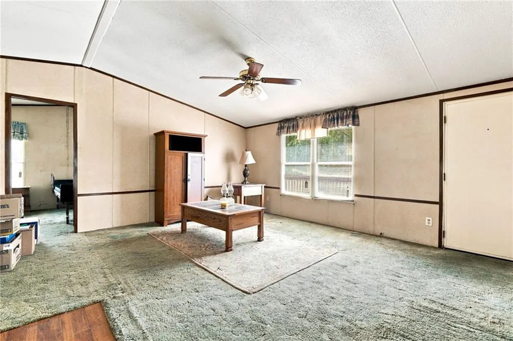 1310 Davis Road W Fairmount, GA 30139