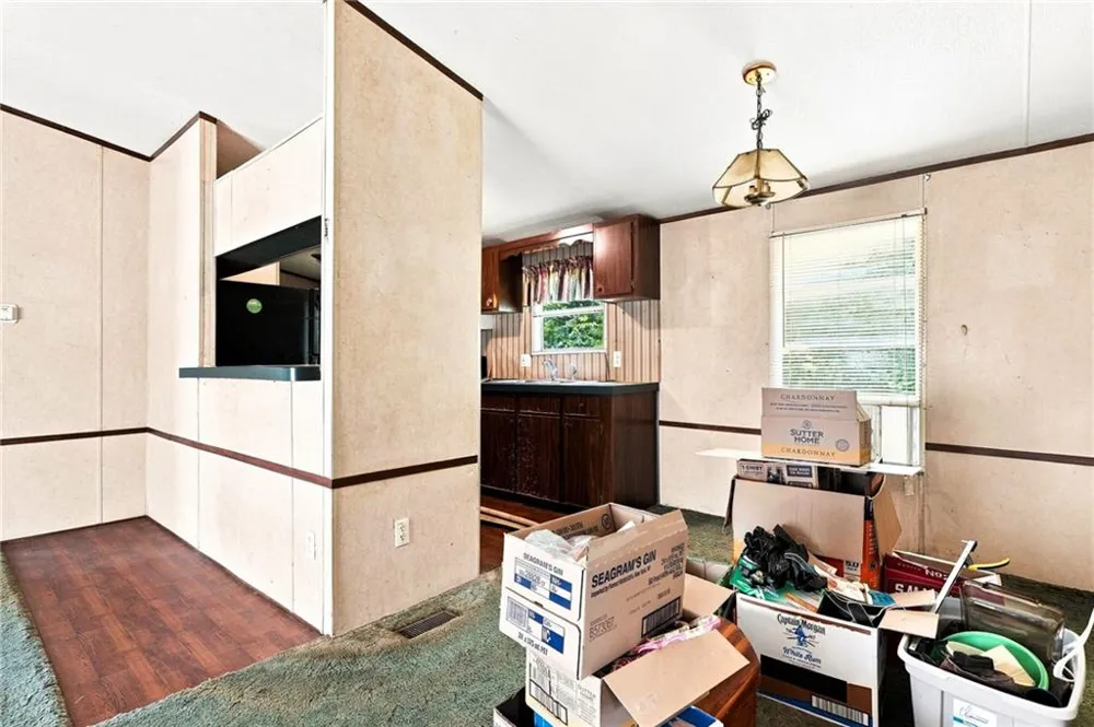 1310 Davis Road W Fairmount, GA 30139