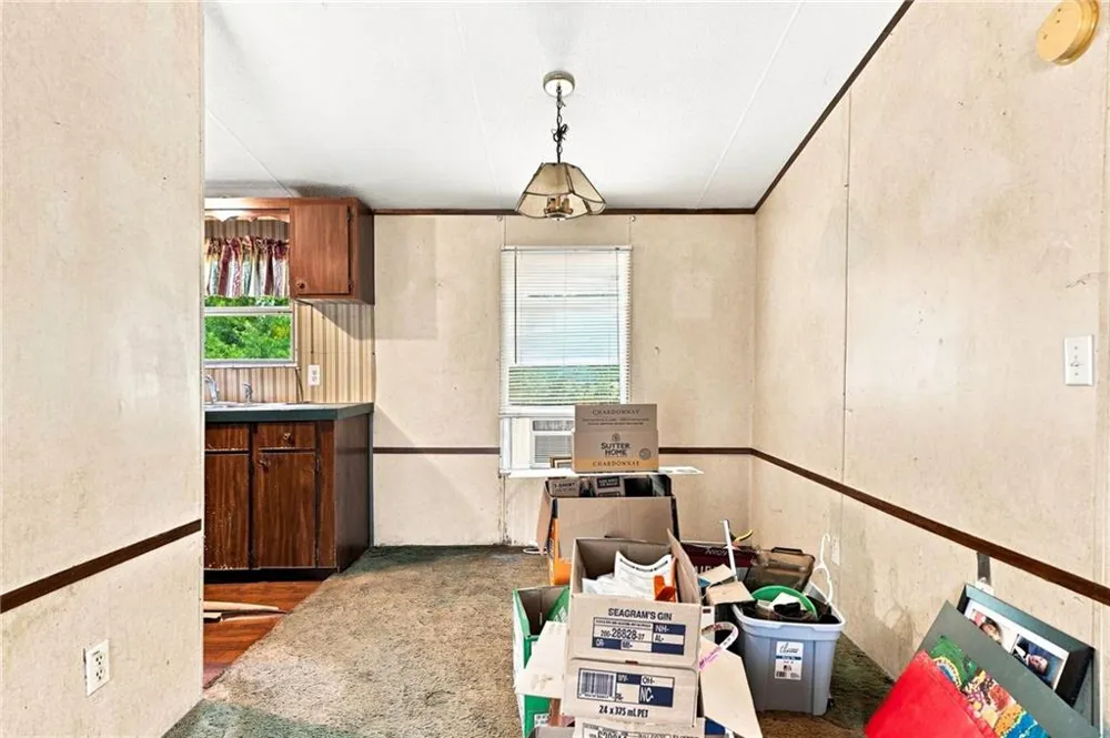 1310 Davis Road W Fairmount, GA 30139