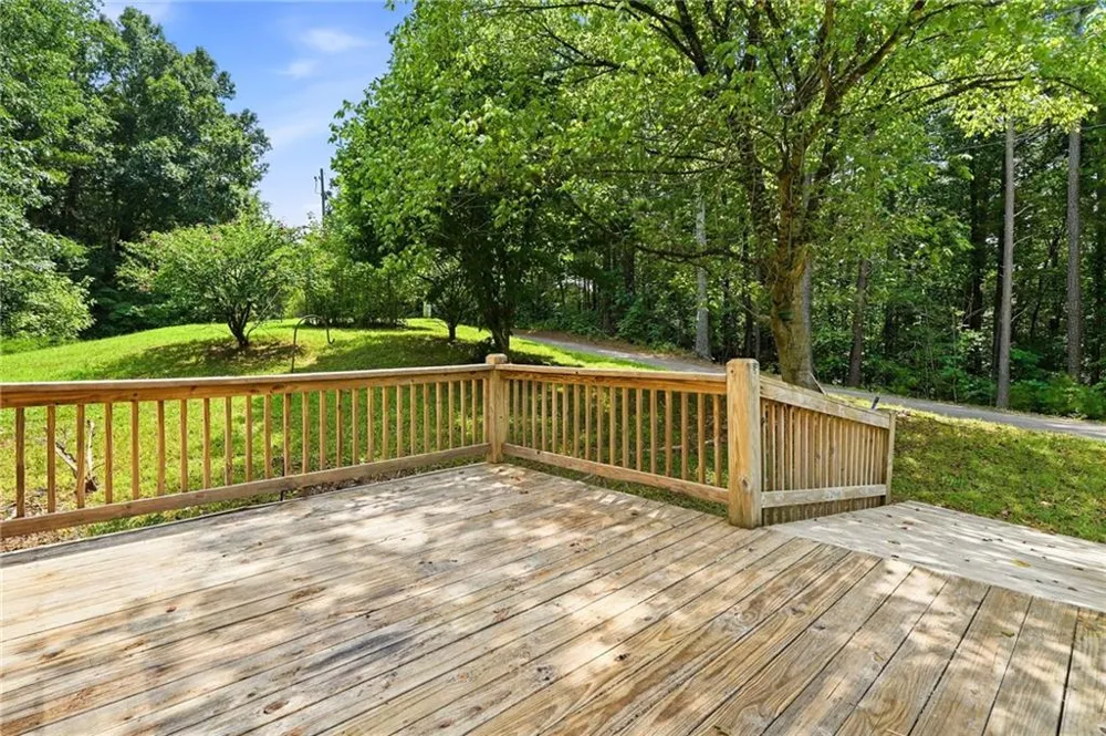 1310 Davis Road W Fairmount, GA 30139