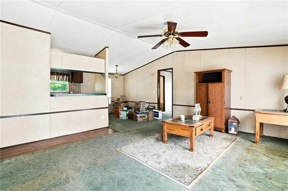 1310 Davis Road W Fairmount, GA 30139