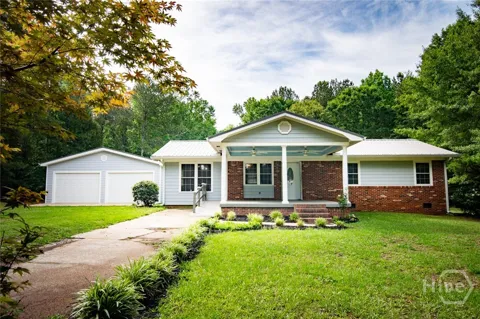 1061 Old Salem Road