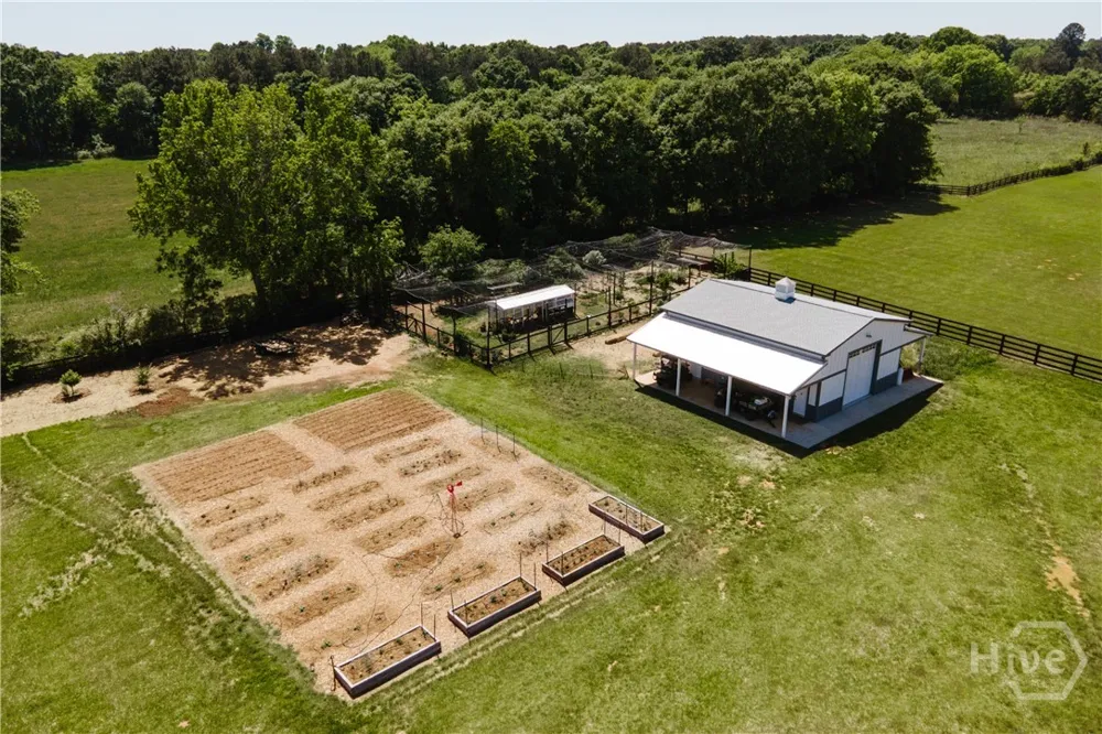 1820 Clover Lane Bishop, GA 30621