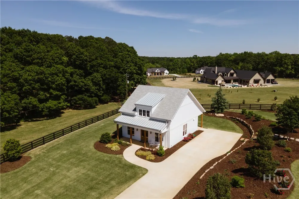 1820 Clover Lane Bishop, GA 30621
