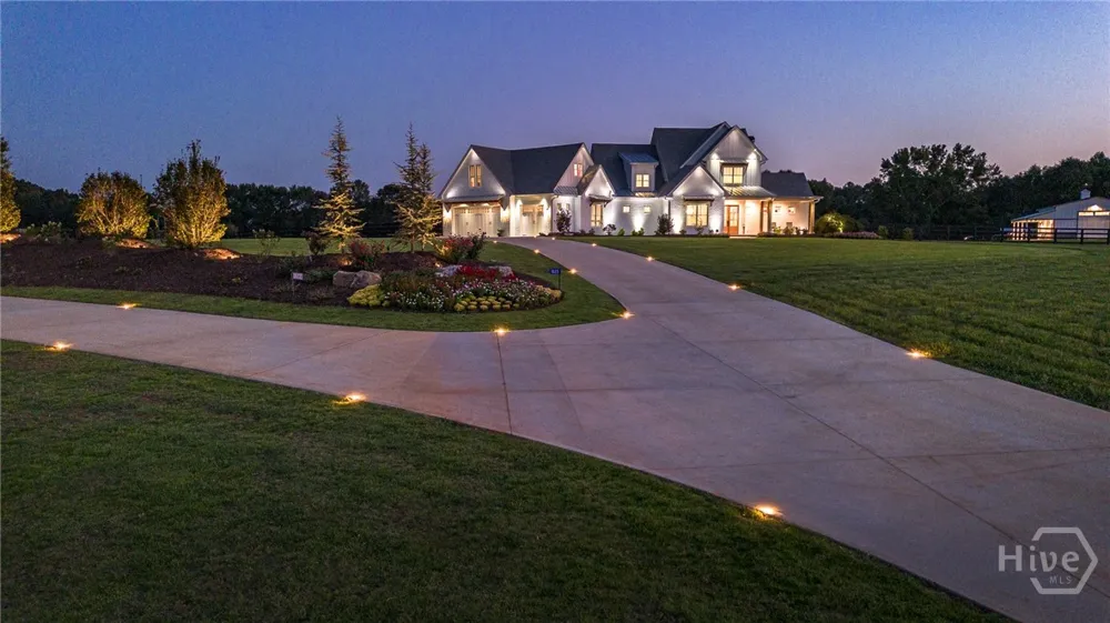 1820 Clover Lane Bishop, GA 30621