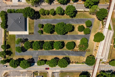 225 Oak Street #146