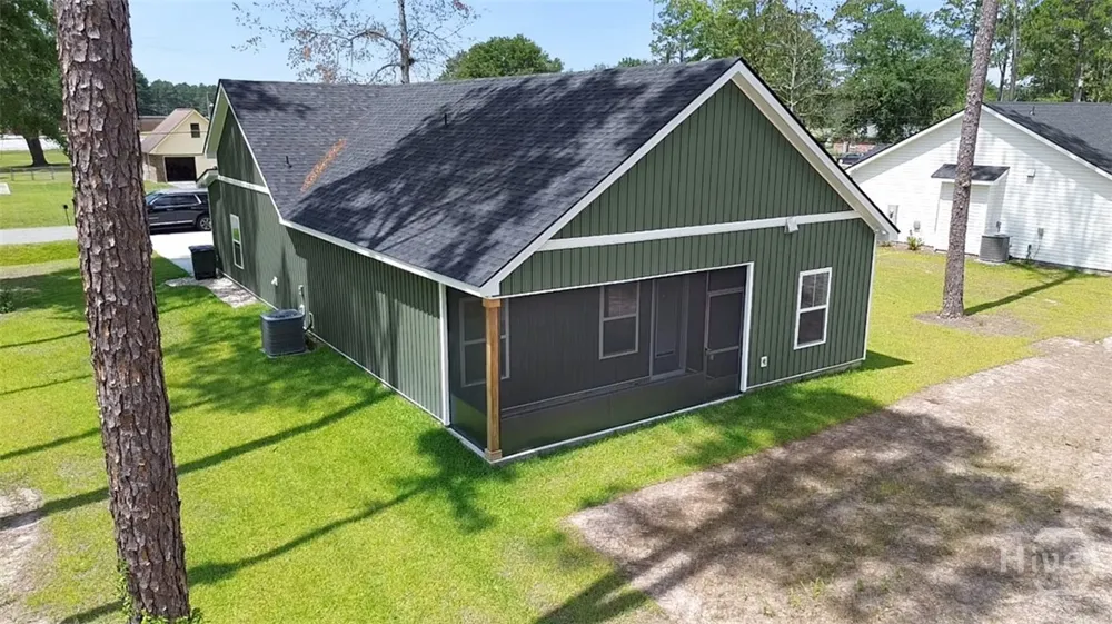 145 Waters Circle Pembroke, GA 31321