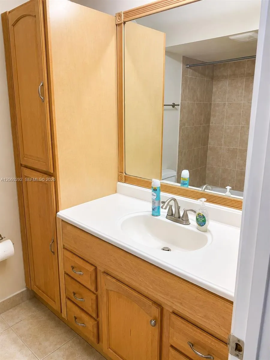 9568 SW 1st Ct #7-F Coral Springs, FL 33071