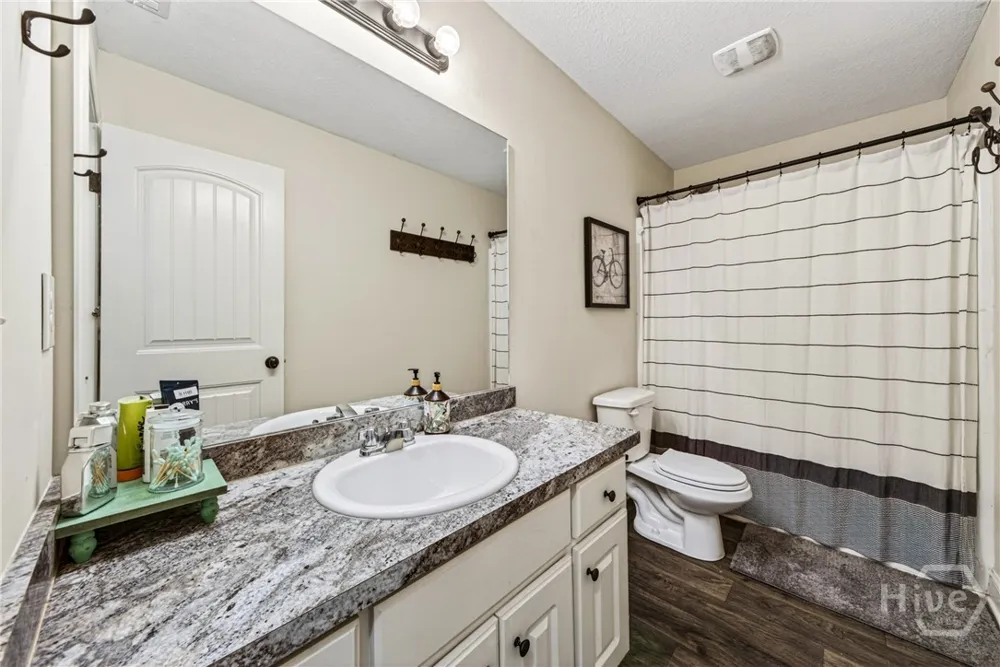 32 Armstrong Drive Mansfield, GA 30055