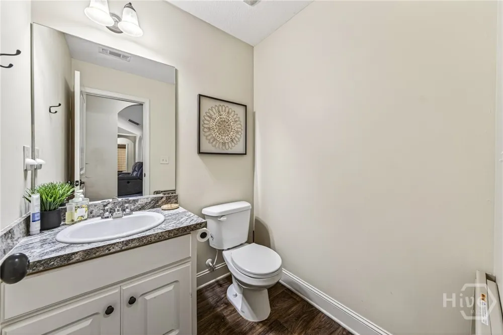 32 Armstrong Drive Mansfield, GA 30055