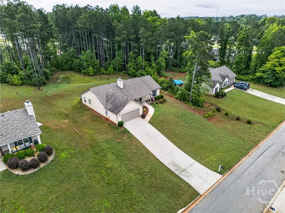 32 Armstrong Drive Mansfield, GA 30055