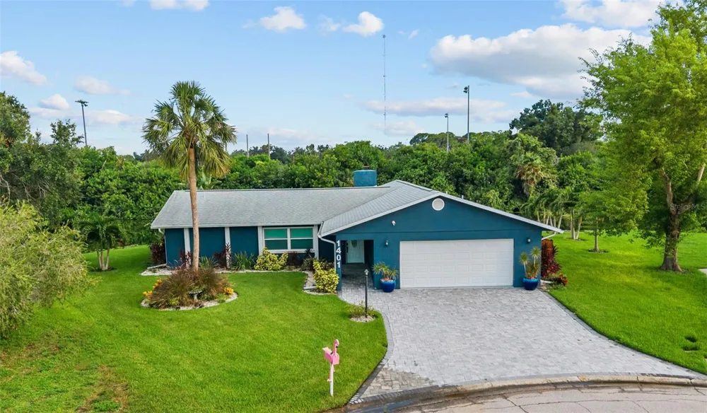 1401 GEORGETOWNE DRIVE Sarasota, FL 34232