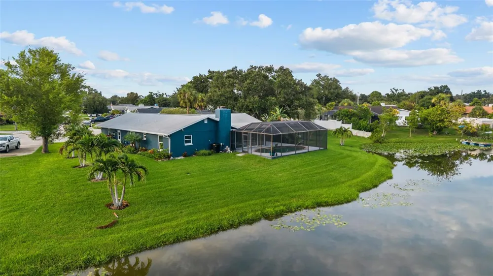 1401 GEORGETOWNE DRIVE Sarasota, FL 34232