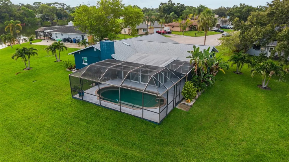 1401 GEORGETOWNE DRIVE Sarasota, FL 34232