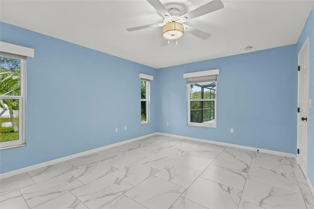 1401 GEORGETOWNE DRIVE Sarasota, FL 34232