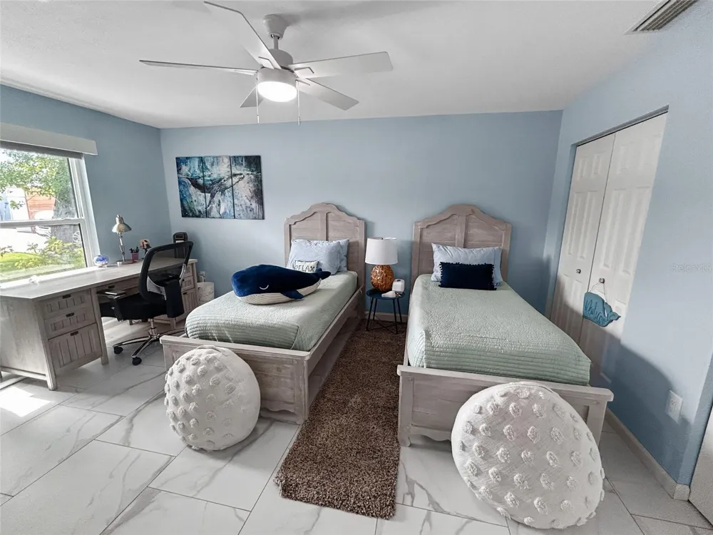 1401 GEORGETOWNE DRIVE Sarasota, FL 34232